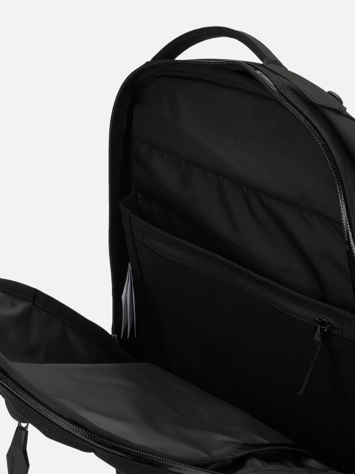 Arc'teryx "Arro 22" Sports Backpack Black

