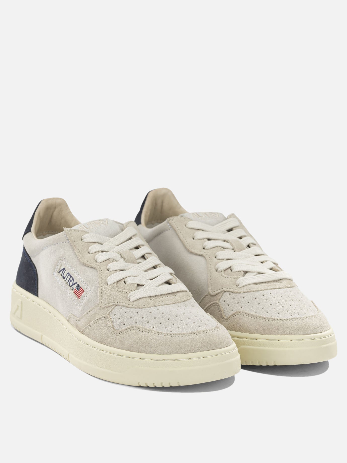 Low top sneakers 100% suede cow leather - 100% rubber  Blue - Autry Men | PDP | VIETTI Online Store | thumbnail_2