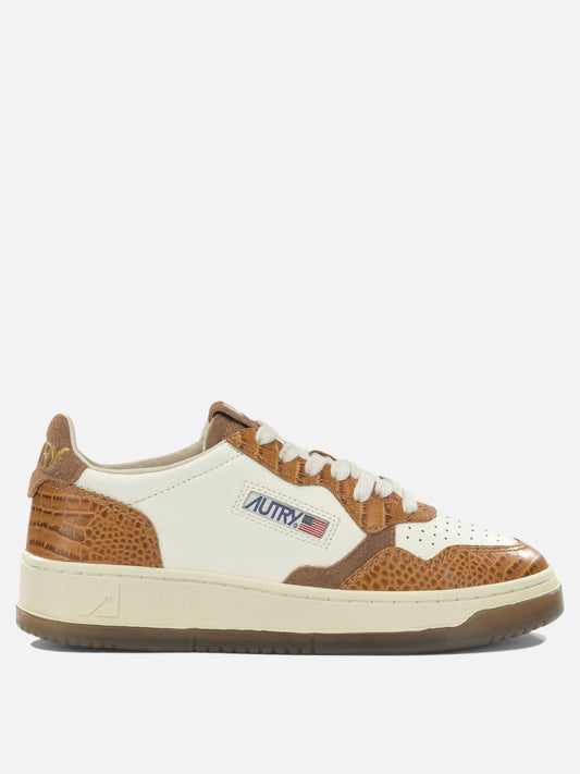 Low top sneakers 60% cow leather 40% crocodile embossed cow leather - 100% rubber  Beige - Autry Women | PLP | VIETTI Online Store 
