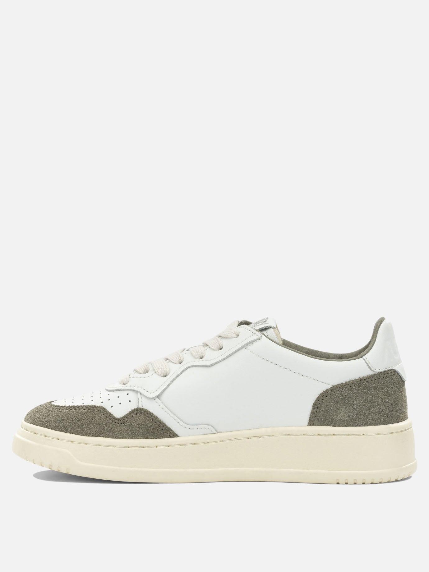 Low top sneakers 80% cow leather 20% suede cow leather - 100% rubber  White - Autry Women | PDP | VIETTI Online Store | thumbnail_3