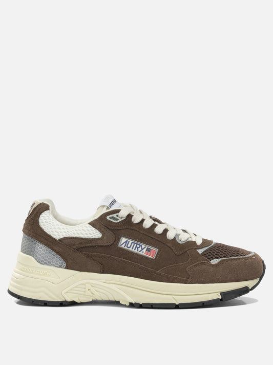 Sneaker basse 70% suede cow leather 15% polyester 10% nylon 5% polyurethane - 40% rubber phylon 40% rubber 20% tpu  Marrone - Autry Uomo | PDP | VIETTI Online Store 
