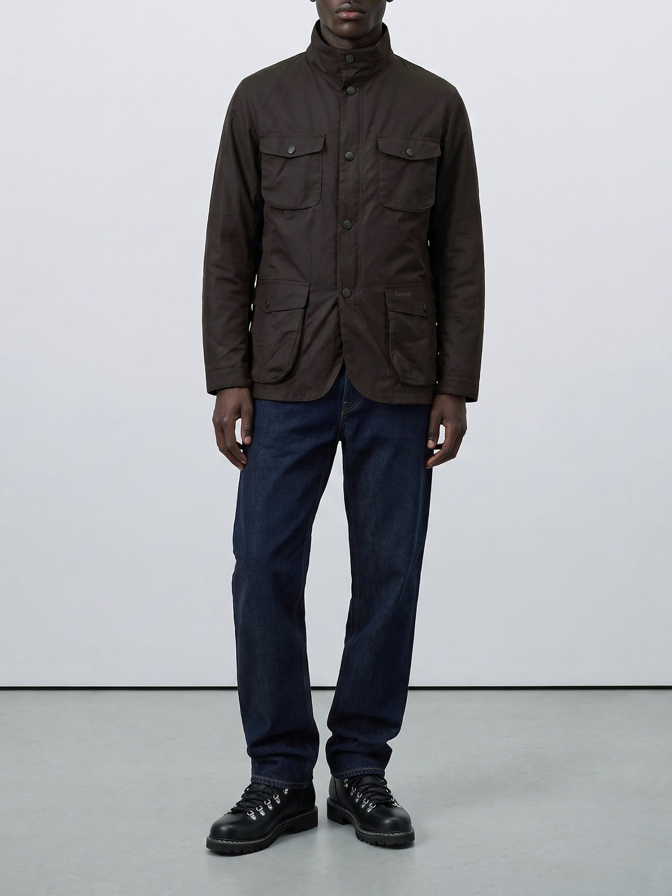 Quilted & Utility Jackets Logo  Brown - Barbour Men | PDP | VIETTI Online Store | Zoom-Modal_2
