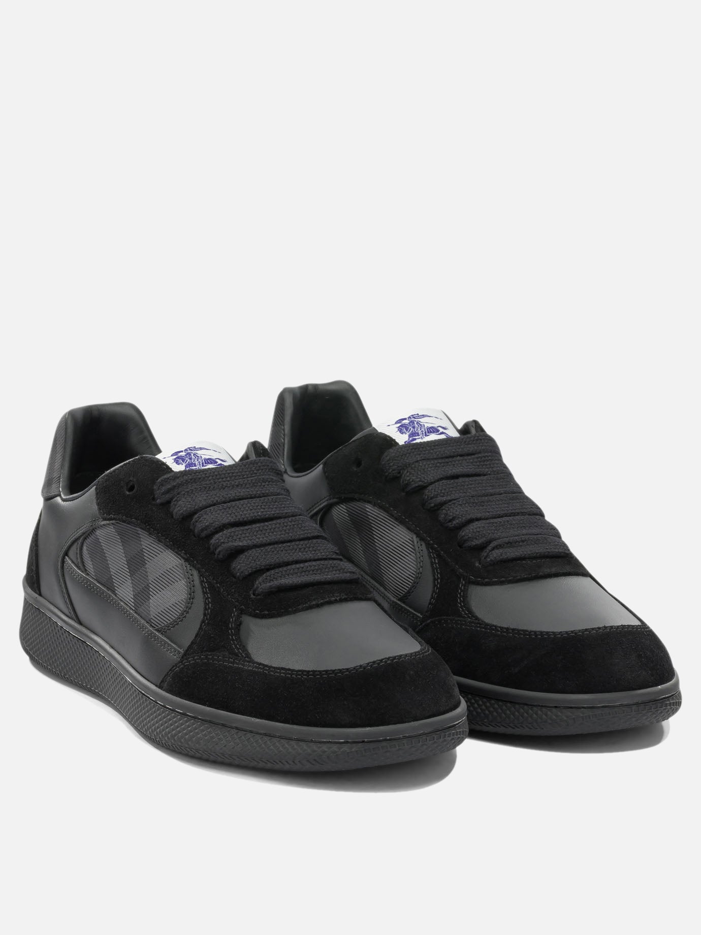 Low top sneakers 48% calf leather 27% calf leather 24% nylon 1% polyurethane  Black - Burberry Men | PDP | VIETTI Online Store | thumbnail_2