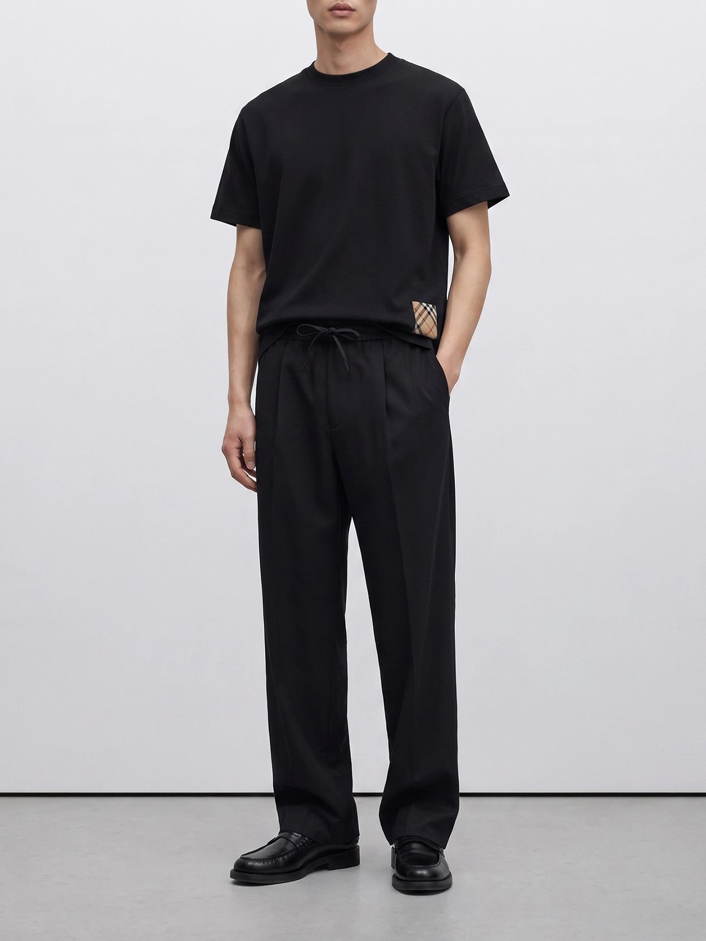 Crewneck t-shirts Solid colour  Black - Burberry Men | PDP | VIETTI Online Store | thumbnail_2