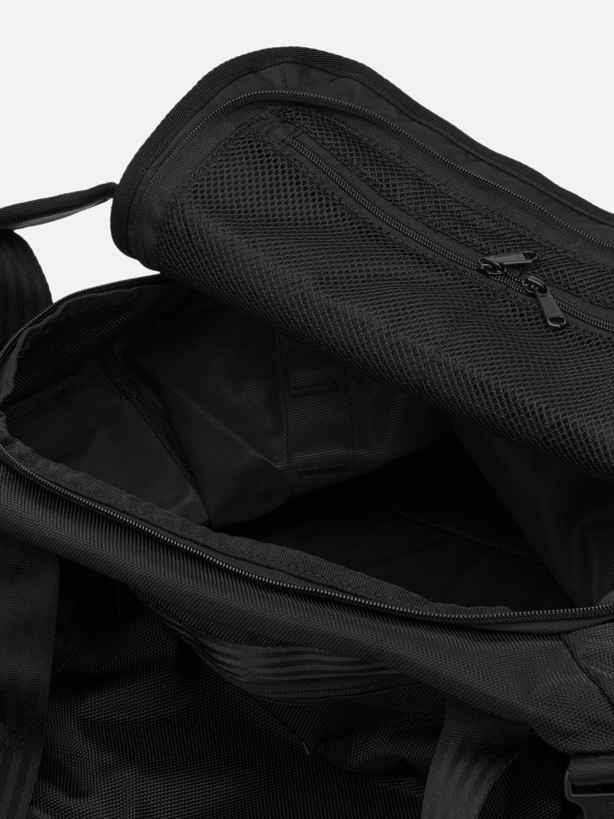Carhartt WIP "Richmond Small" Travel Bag Black - VIETTI