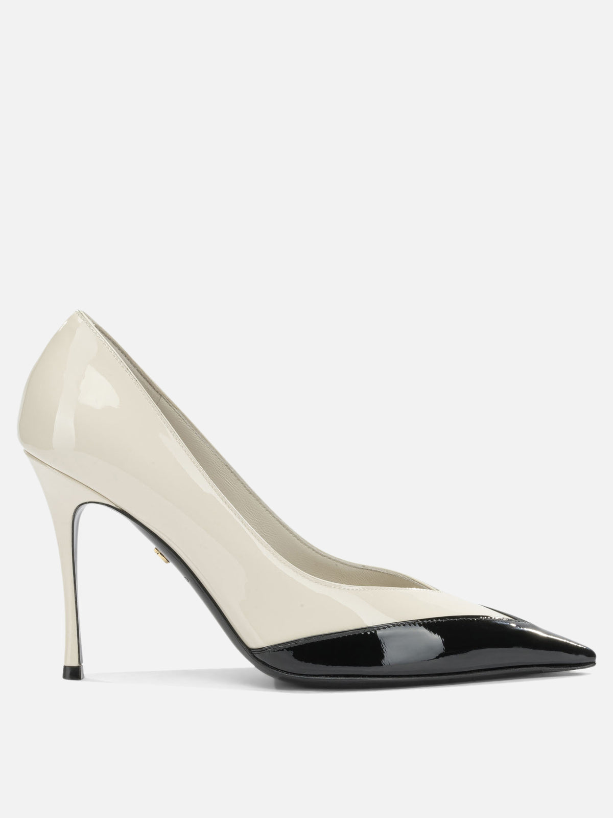 Ferragamo "Yasmin 95MM" Pumps White

