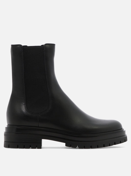 Gianvito Rossi "Chester" Chelsea Boots Black

