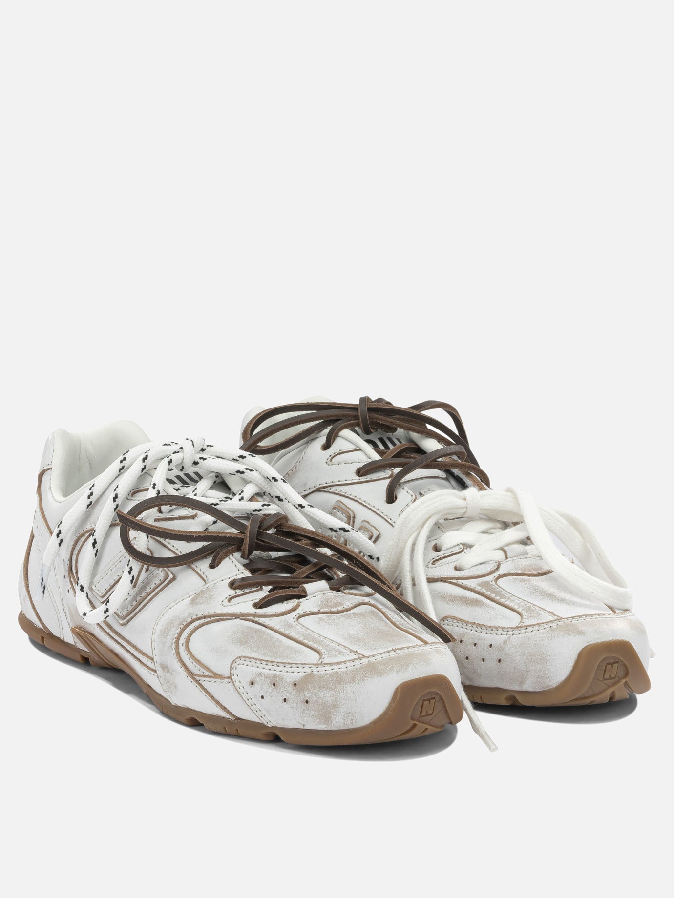 Low top sneakers 100% calf leather - 100% rubber  White - Miu Miu Women | PDP | VIETTI Online Store | thumbnail_2