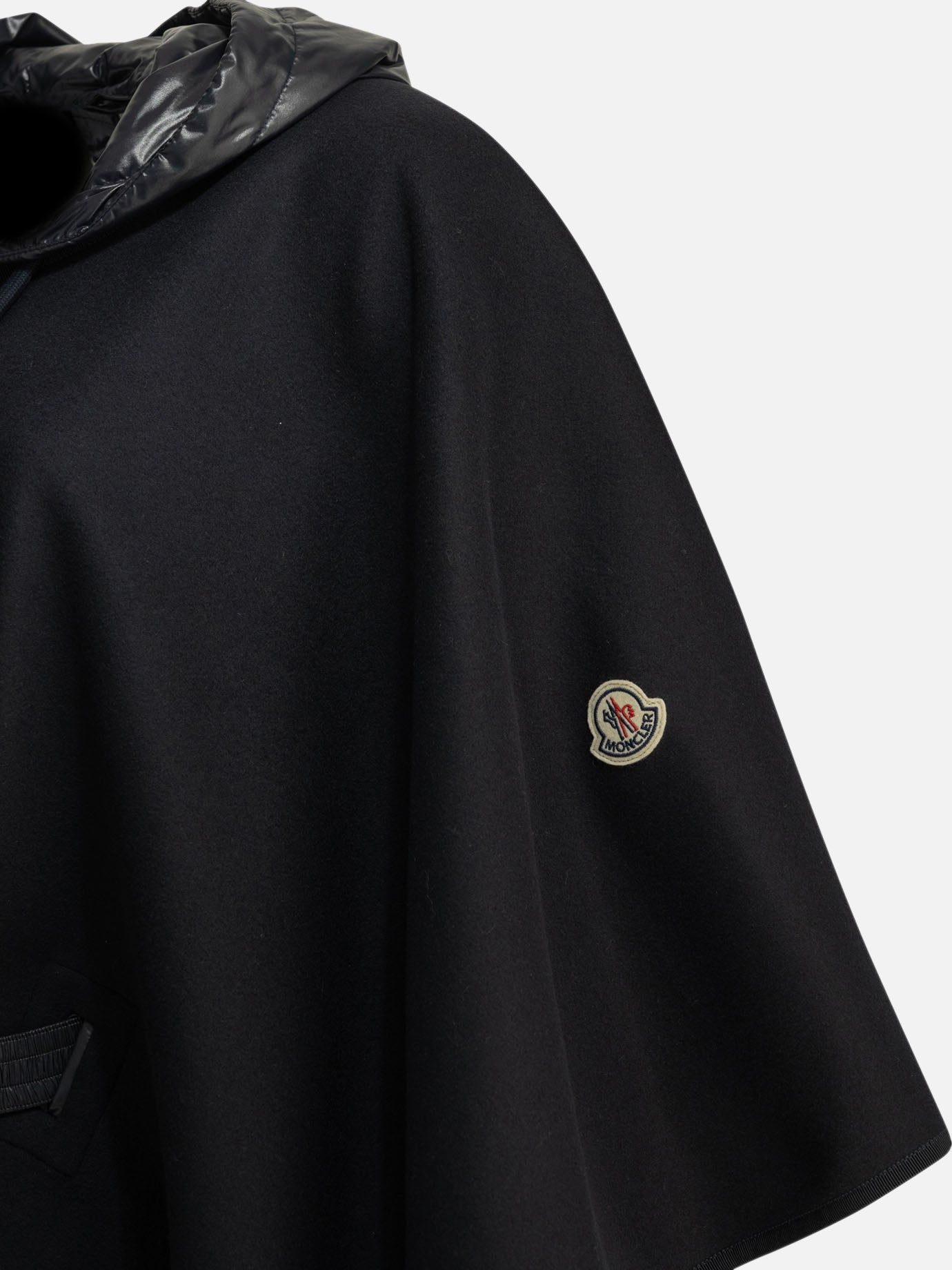Capes Logo  Blue - Moncler Women | PDP | VIETTI Online Store | Zoom-Modal_3
