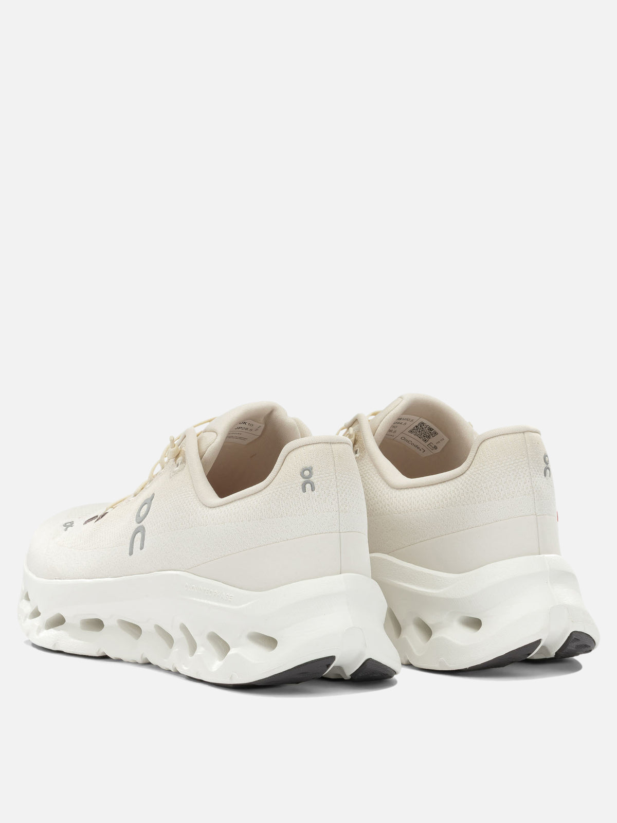 On Running "Cloudtilt" Low-Top Sneakers White