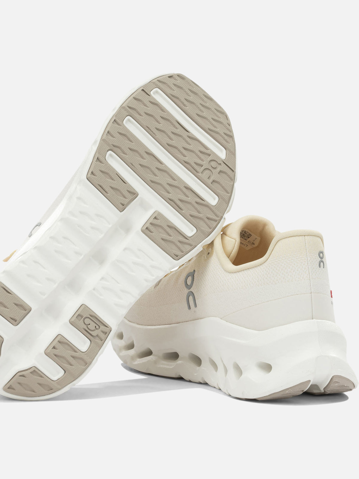 On Running "Cloudtilt" Low-Top Sneakers Yellow

