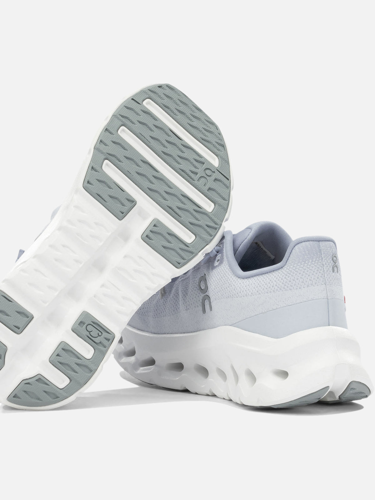 On Running "Cloudtilt" Low-Top Sneakers Light blue

