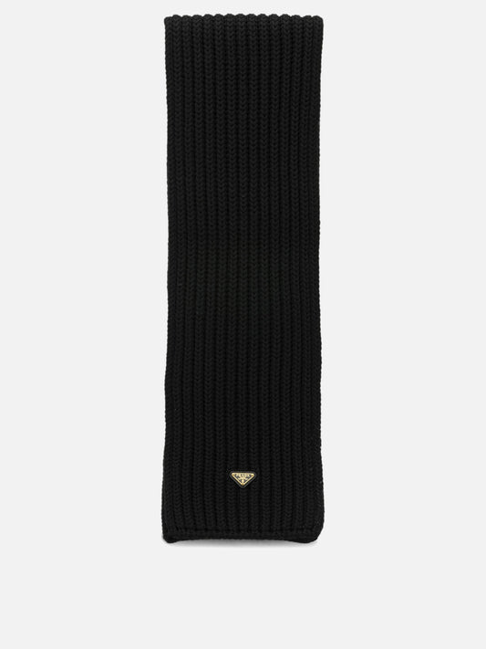 Prada Classic wool scarf Black

