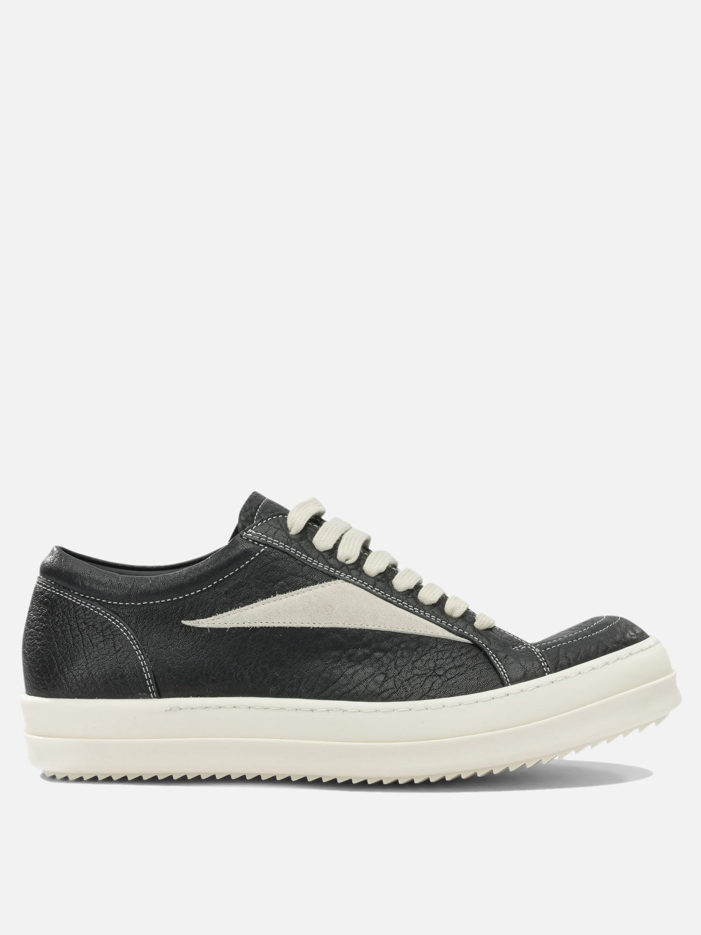 Low top sneakers 100% calf leather - 100% thermoplastic rubber  Black - Rick Owens Men | PDP | VIETTI Online Store | Zoom-Modal
