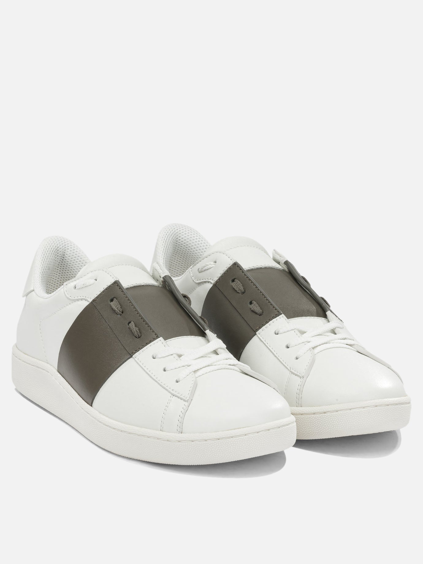 Low top sneakers 100% leather - 100% rubber  Green - Valentino Garavani Men | PDP | VIETTI Online Store | Zoom-Modal_2
