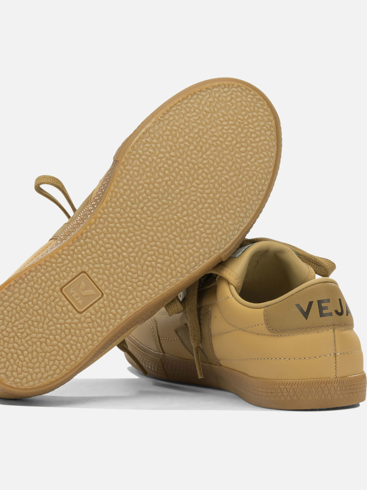 Veja "Veja Panenka x Magliano" Low-Top Sneakers Yellow - VIETTI