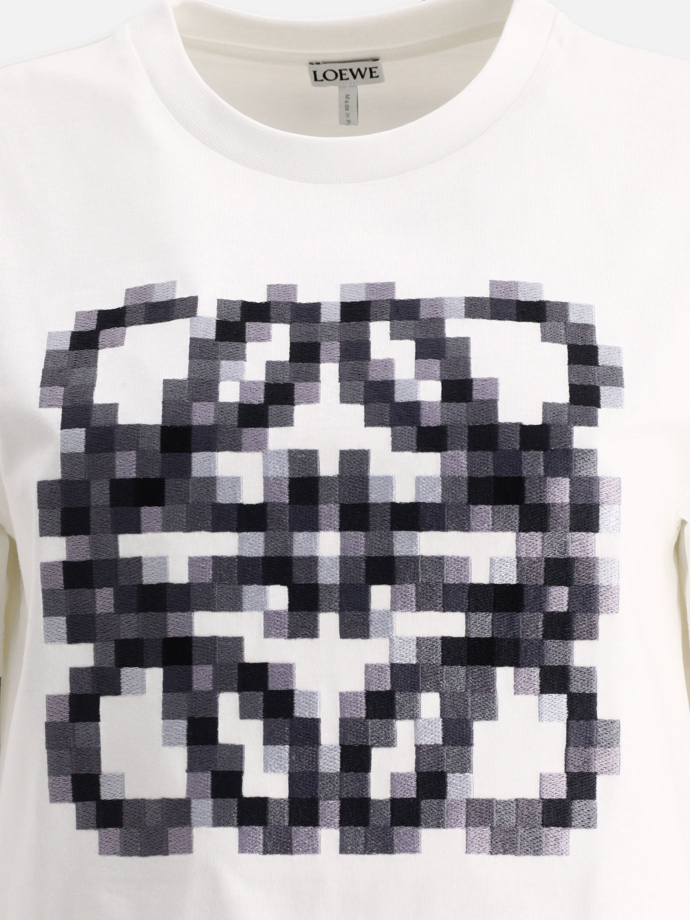 T-shirt "Pixelated Anagram"