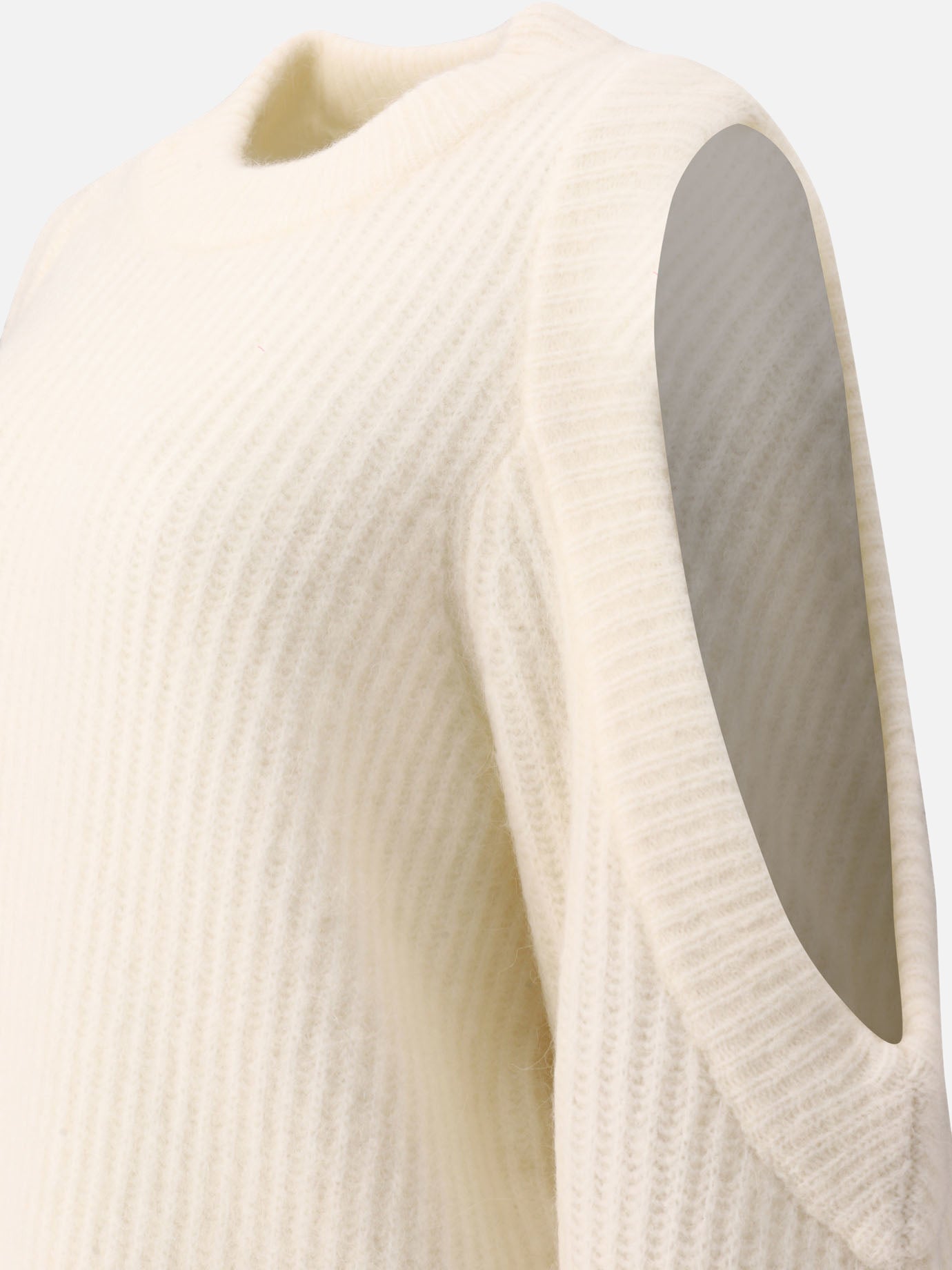 Chunky sweater with open shoulders